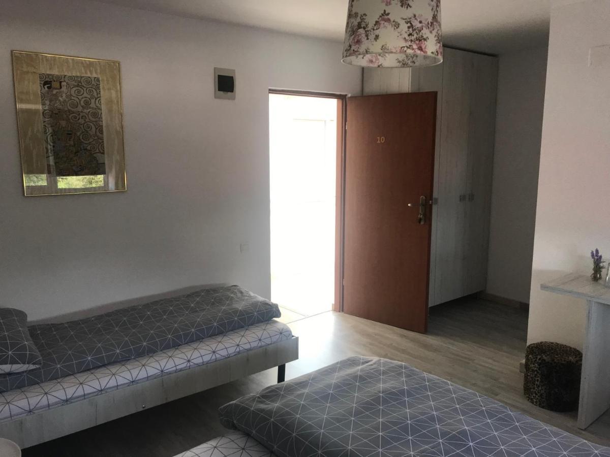 Casa Ryana Self Check-In Μοτέλ Gilău Εξωτερικό φωτογραφία